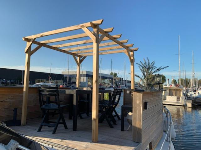 Magnifique Bateau Maison Hotel Ouistreham Eksteriør billede