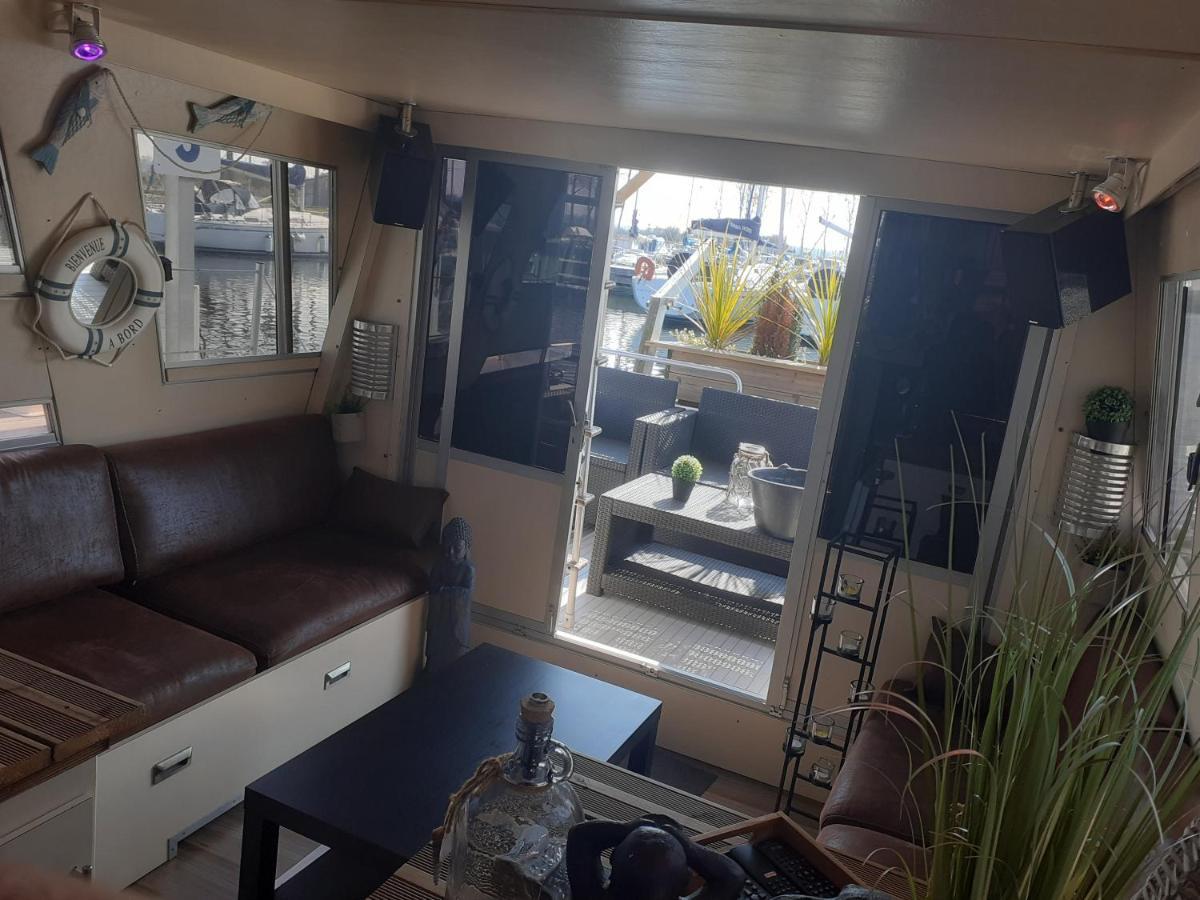 Magnifique Bateau Maison Hotel Ouistreham Eksteriør billede